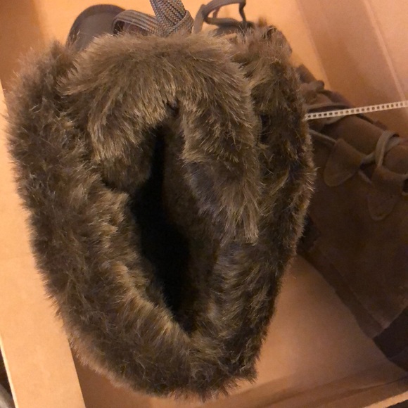 The North Face Boots - Picture 4 of 6